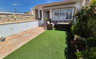 Herverkoop - Bungalow -
Torrevieja - El Limonar