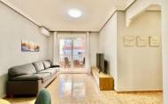 Herverkoop - Apartamento -
Torrevieja - Playa del Cura