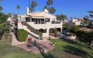 Herverkoop - Villa -
Villamartin - Costa Blanca