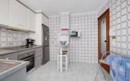 Resale - Apartment -
Torrevieja - Centro