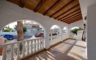 Herverkoop - Villa -
Torrevieja - La Siesta - El Salado - Torreta