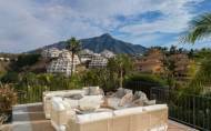 Resale - Villa -
Marbella - Los Naranjos de Marbella