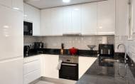 Herverkoop - Town House -
La Zenia - Costa Blanca