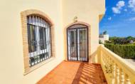 Revente - Villa -
Villamartin - Costa Blanca