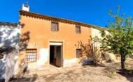 Reventa - Country House -
Yecla - Inland