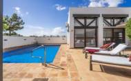 Herverkoop - Villa -
El Valle Golf Resort