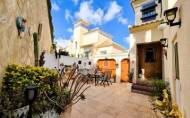 Herverkoop - Villa -
Villamartin - Costa Blanca