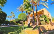 Resale - Villa -
Benidorm - Coblanca