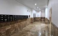 Herverkoop - Apartamento -
Torrevieja - Centro