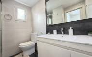 Revente - Apartamento -
Torrevieja - Centro