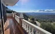 Resale - Villa -
Alcaucín - Inland