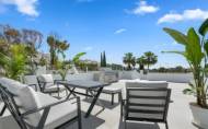 Revente - Apartment -
Marbella - Nueva Andalucía