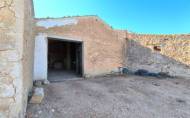 Reventa - Country House -
Yecla - Inland