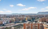Herverkoop - Apartment -
Alicante - Center