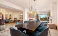 Revente - Apartment -
Marbella - Nueva Andalucía