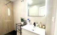 Revente - Apartment -
Torrevieja - Centro