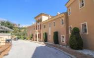 Resale - Apartment -
La Mairena - Inland