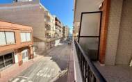 Herverkoop - Apartamento -
Torrevieja - Playa del Cura