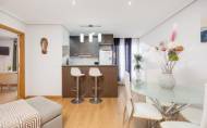 Resale - Apartment -
Torrevieja - Centro
