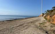 Herverkoop - Villa -
Orihuela Costa - Campoamor