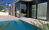 Obra nueva - Villa -
Pilar de la Horadada - Roda Golf