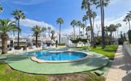 Revente - Townhouse * -
Villamartin * - Los Dolses *