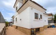 Reventa - Detached Villa -
Los Montesinos - La Herrada