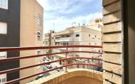 Revente - Apartment -
Torrevieja - Centro