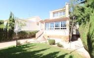 Revente - Villa -
Orihuela Costa - Costa Blanca