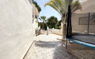 Herverkoop - Villa -
Orihuela - Inland
