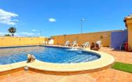 Reventa - Villa -
Torrevieja - Costa Blanca
