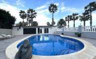 Herverkoop - Villa -
Catral - Costa Blanca
