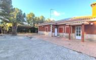 Reventa - Villa -
Yecla - Inland