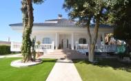 Herverkoop - Villa -
Torrevieja - Costa Blanca