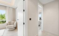Revente - Apartment -
Marbella - Nueva Andalucía