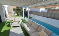 Resale - Villa -
Villamartin - Costa Blanca