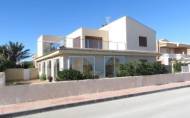 Herverkoop - Villa -
La Manga del Mar Menor - Playa De Las Gaviotas-el Pedrucho