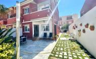 Herverkoop - Town House -
Torre de la Horadada - Costa Blanca