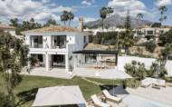 Herverkoop - Villa -
Nueva Andalucía - Costa del Sol