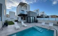 Herverkoop - Villa -
Torrevieja - Los Balcones - Los Altos del Edén