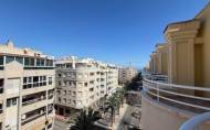 Herverkoop - Penthouse -
Torrevieja - Playa del Cura