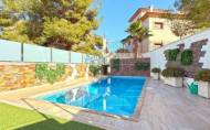 Resale - Detached Villa -
Orihuela Costa - Villamartín