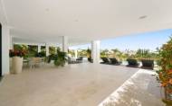 Resale - Villa -
Nueva Andalucía - Costa del Sol