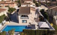 Resale - Villa -
Benijofar