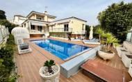 Herverkoop - Villa -
Torrevieja - Costa Blanca