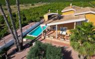 Herverkoop - Finca Country Property -
Orihuela