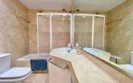 Resale - Apartment -
Marbella - Puerto Banús