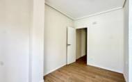 Revente - Apartment -
Torrevieja - Centro