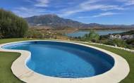 Reventa - Villa -
Vinuela - Inland