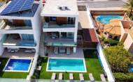 Reventa - Villa -
Villamartin - Costa Blanca